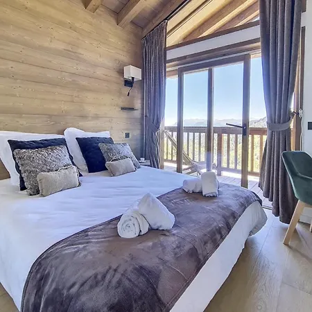 Les A11 Meribel, Spacious Family Duplex, 100m From Lift Les Appartement *